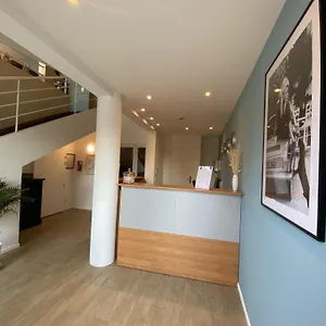 https://la-rotonde-la-croix-valmer.fr-provencehotel.com